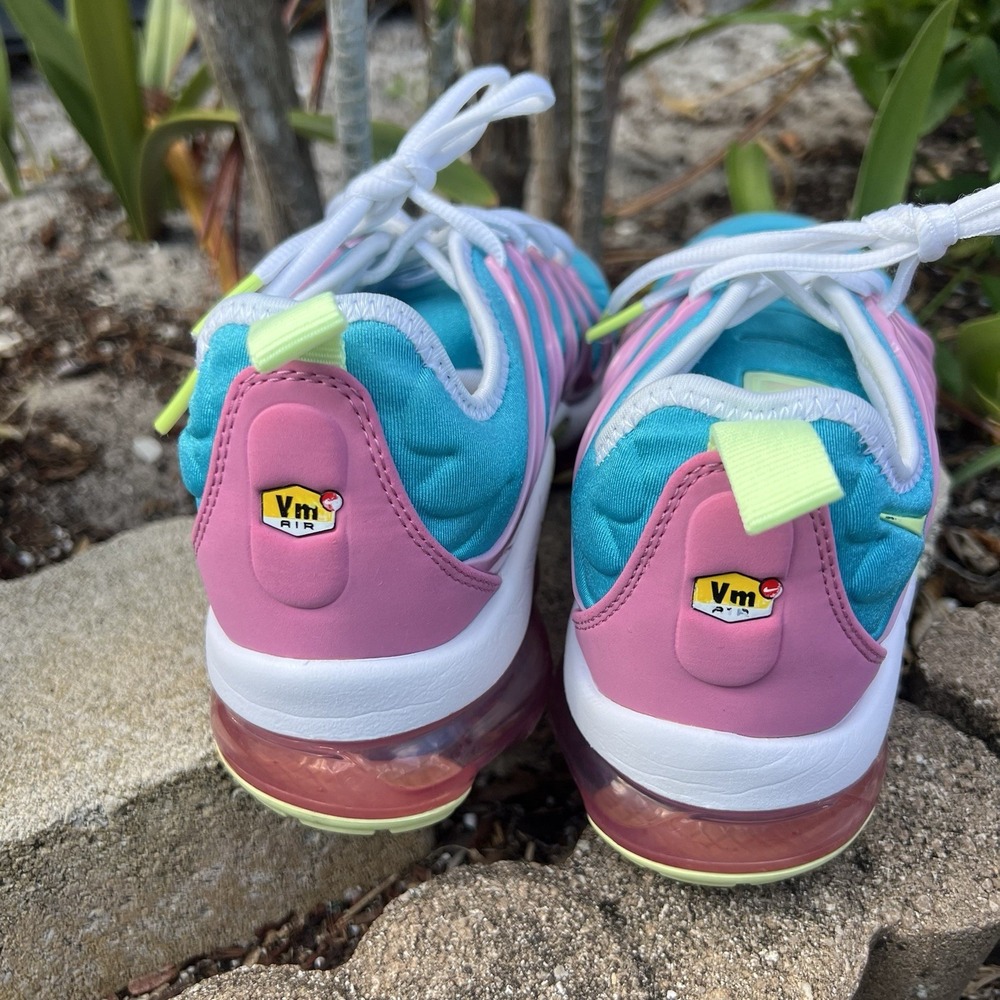 Size 7 - Wmns Nike Air VaporMax Plus Easter - CW7014-100 - Picture 4 of 9